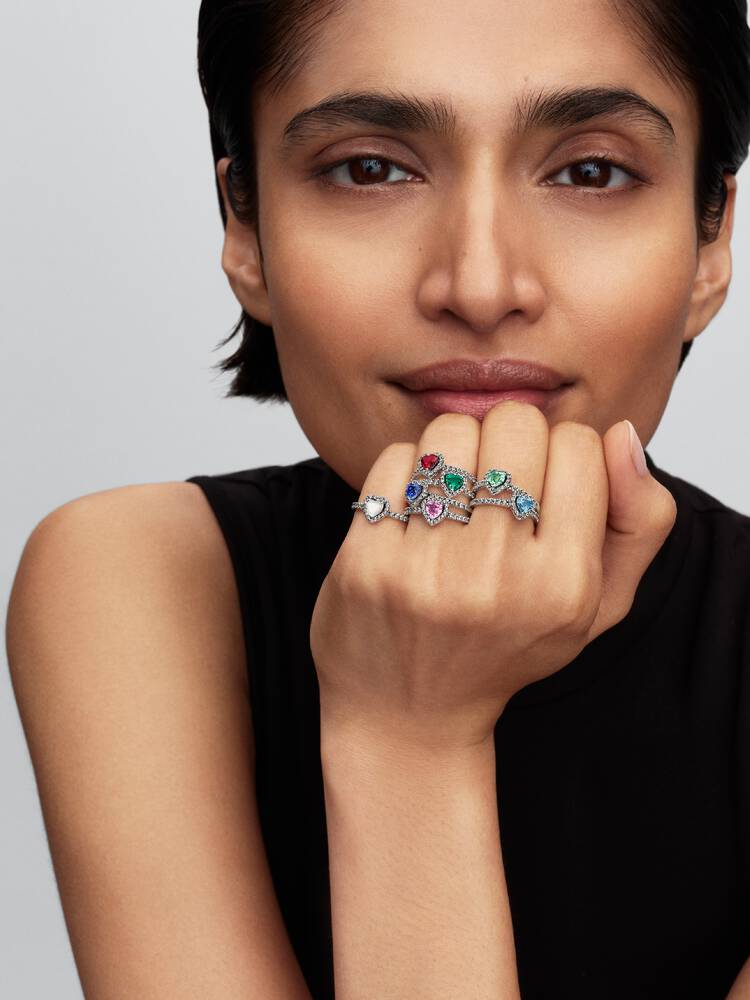 Erhabenes Weißes Herz Ring Sterling-Silber
