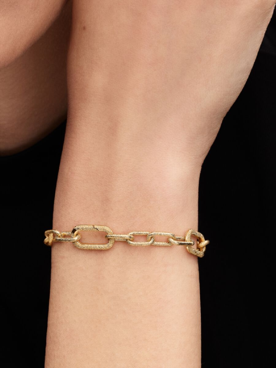 Kettenarmband mit kleinen Kettengliedern 14 Karat Vergoldung