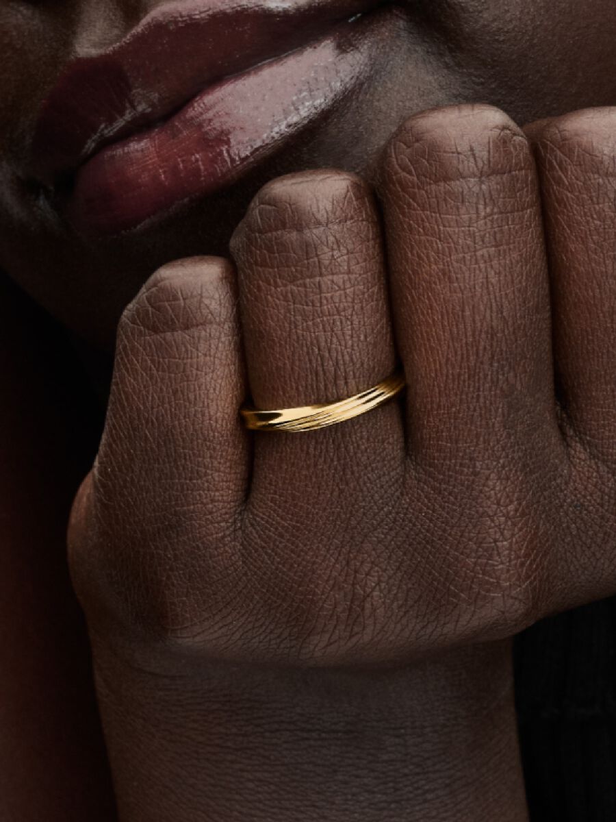 Verdrehter Ring 14 Karat Vergoldung Zweitbild