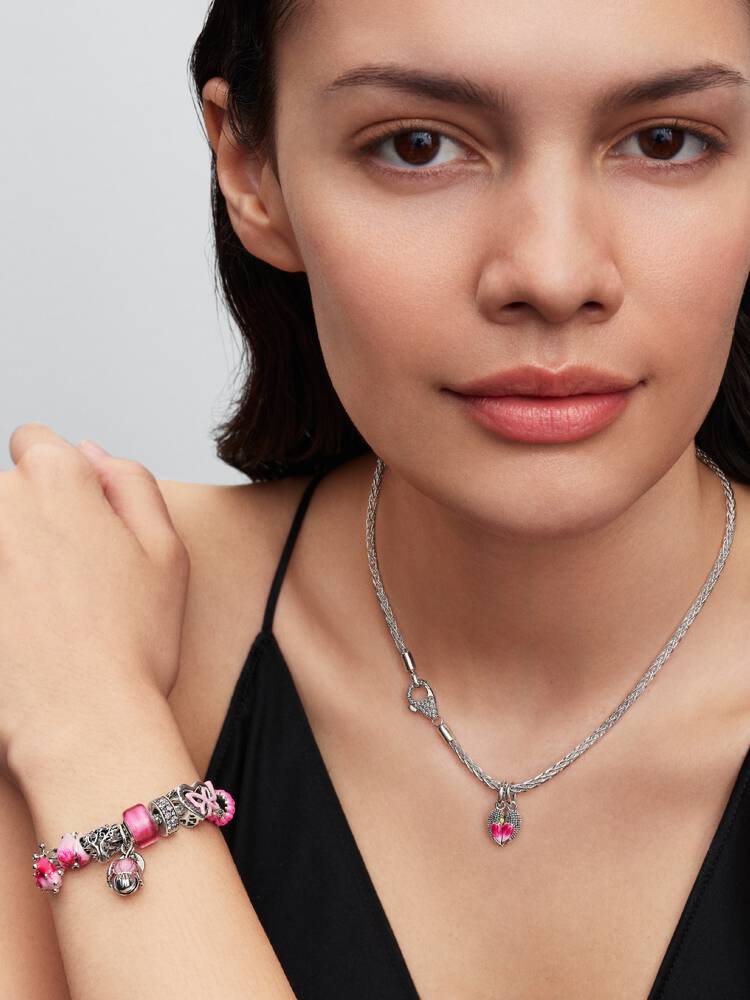 Verschlungenes Herz und Schmetterling Charm Sterling-Silber