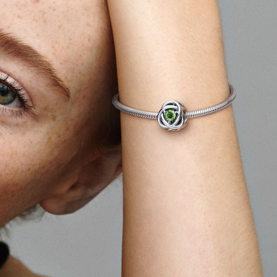 Charm August Geburtsstein Frühlingsgrüner Ewigkeitskreis Silber