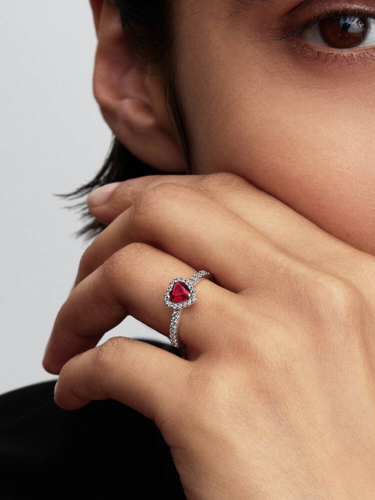 Erhabenes Fuchsiafarbenes Herz Ring Sterling-Silber
