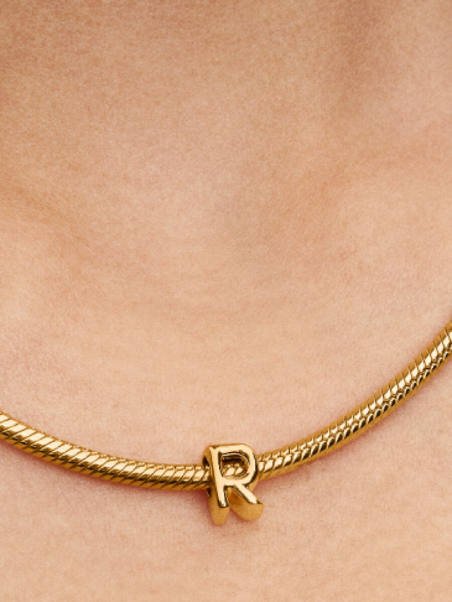 Buchstabe R Alphabet-Mini-Charm 14 Karat Vergoldung Zweitbild